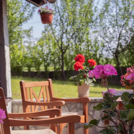 Vikendica Harun Holiday home Bihac